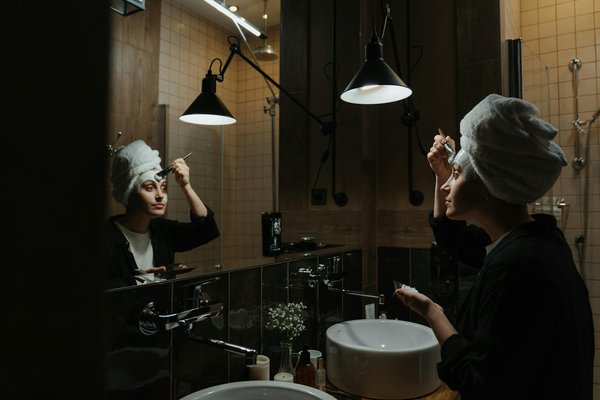 Élégance Printanière au Bureau : Astuces Mode pour une Tenue Professionnelle Revigorante !