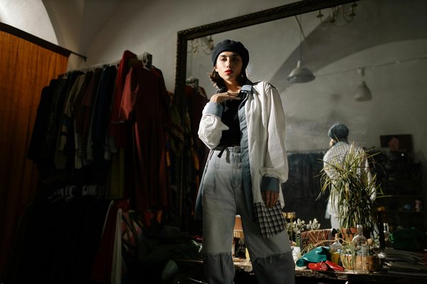 Bonnet pompoms femme : élégance et confort assurés